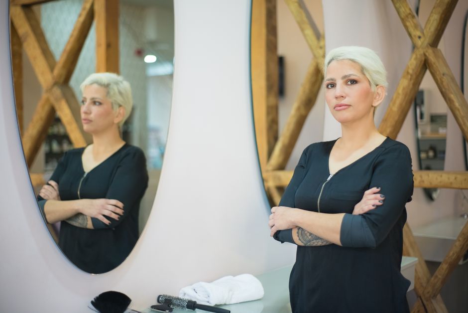 De coiffeuse salariée à formatrice en coiffure : le parcours d'Aurélie
