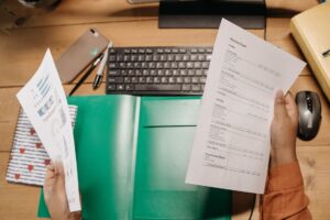Revue de documents administratifs lors d un audit de conformite Qualiopi