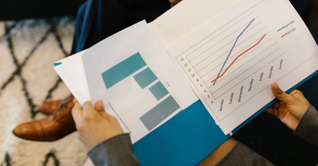 Réunion de travail sur un dossier d'audit Qualiopi en organisme de formation